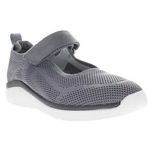 Propét Women's Savannah Sneaker  Cadet Grey